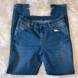 🔸 ISK0 - Skinny Jeans